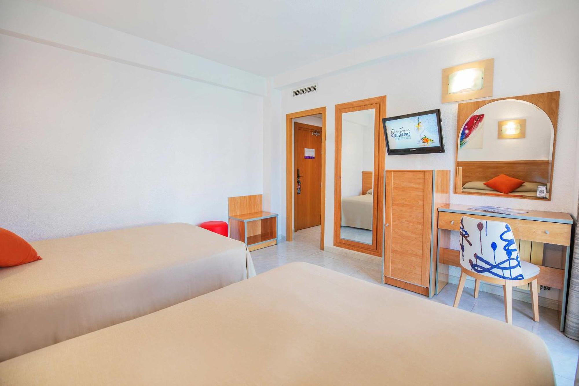 Hotel Servigroup Nereo 베니돔 객실 사진